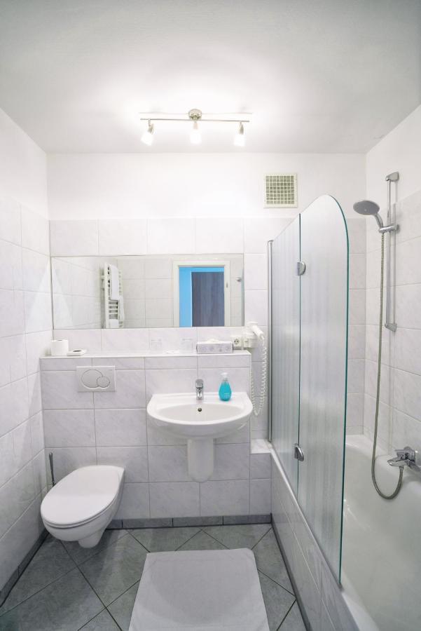 Hotel Zur Sonne Bodelshausen Buitenkant foto