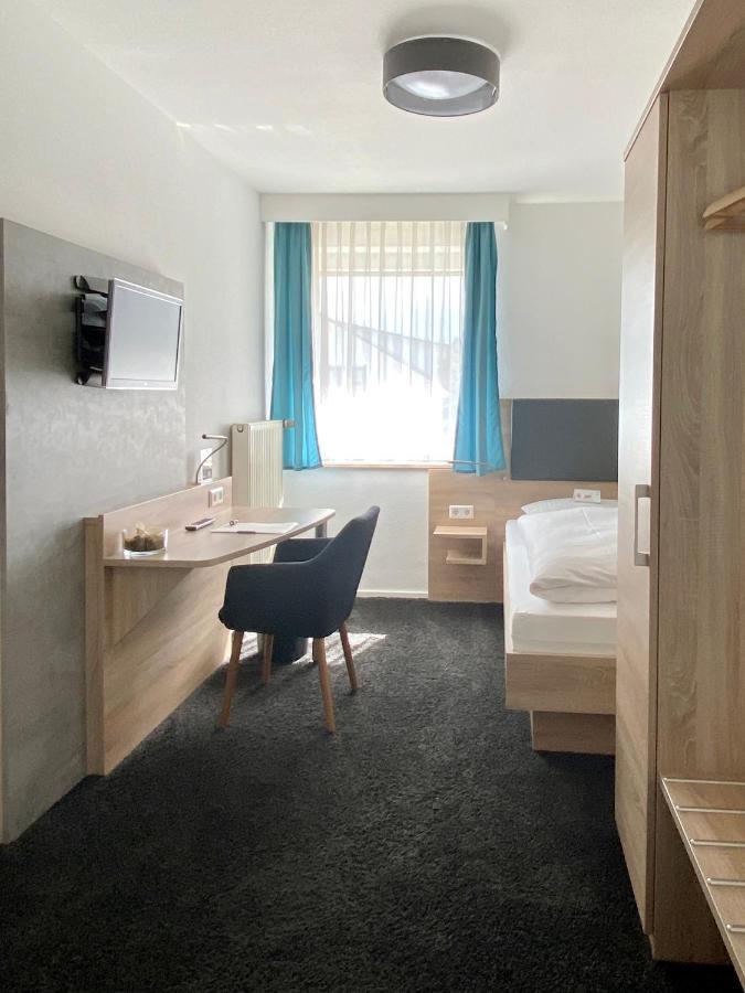 Hotel Zur Sonne Bodelshausen Buitenkant foto